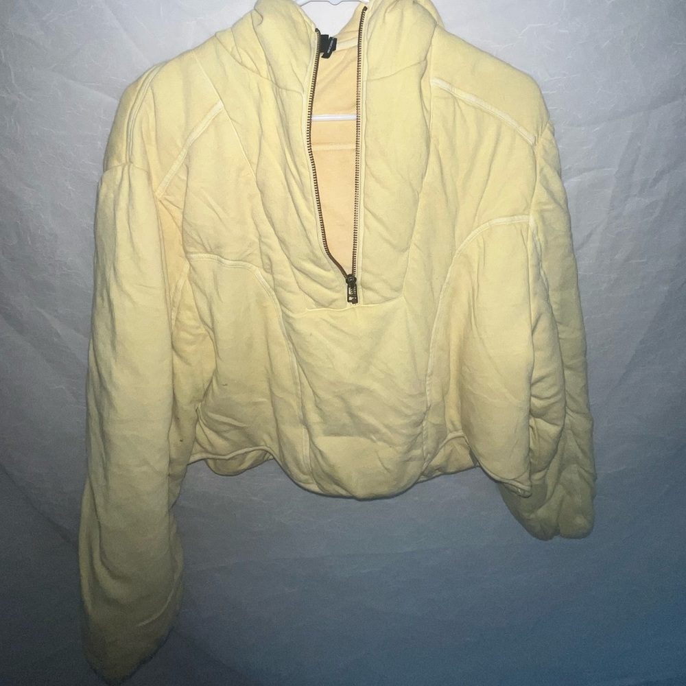 urban outfitters cropped yellow jacket
